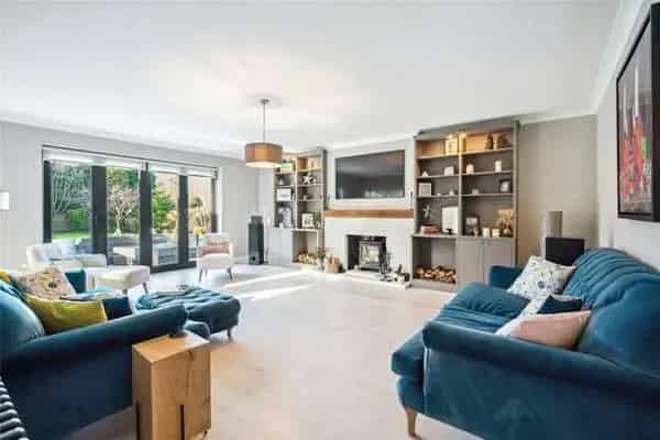 Warren Lane, Stanmore, Middlesex, HA7 4LE | Property for sale | Savills