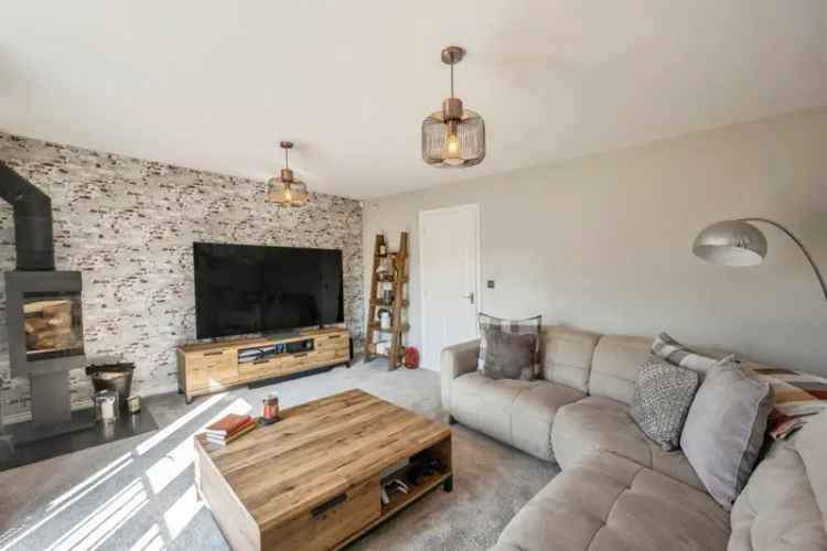 Modern 4-Bedroom Townhouse Semi Rural Charm