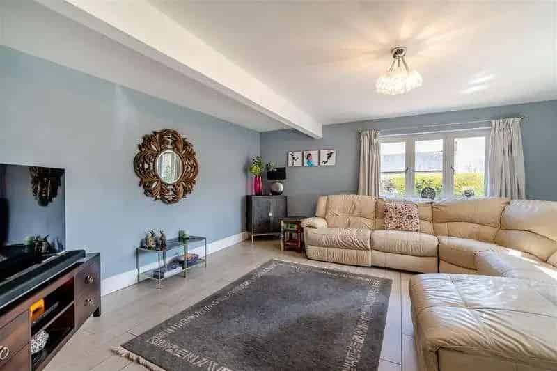 5 Bedroom Detached House for Sale in Bisbrooke