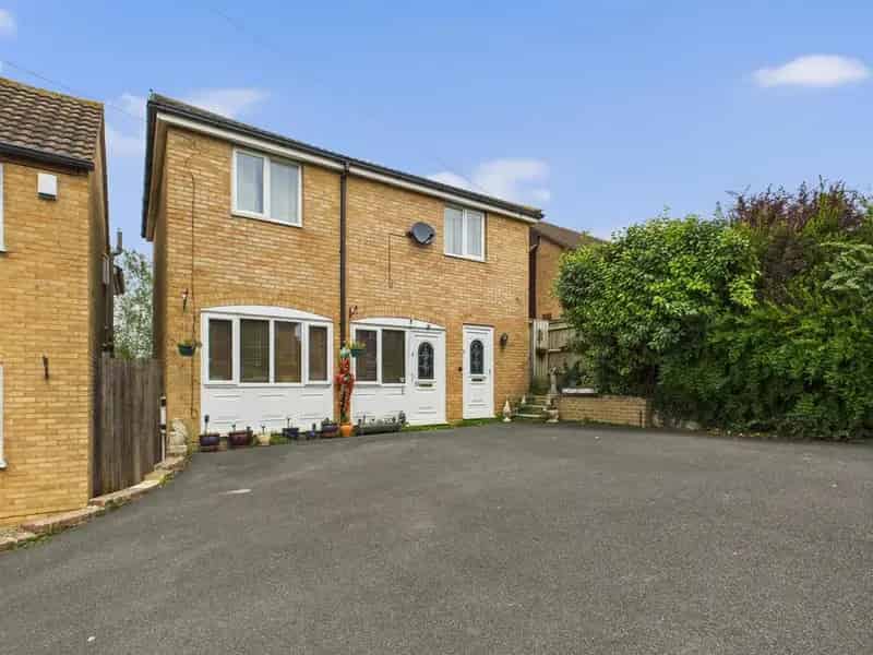 1 Bedroom Maisonette for Sale
