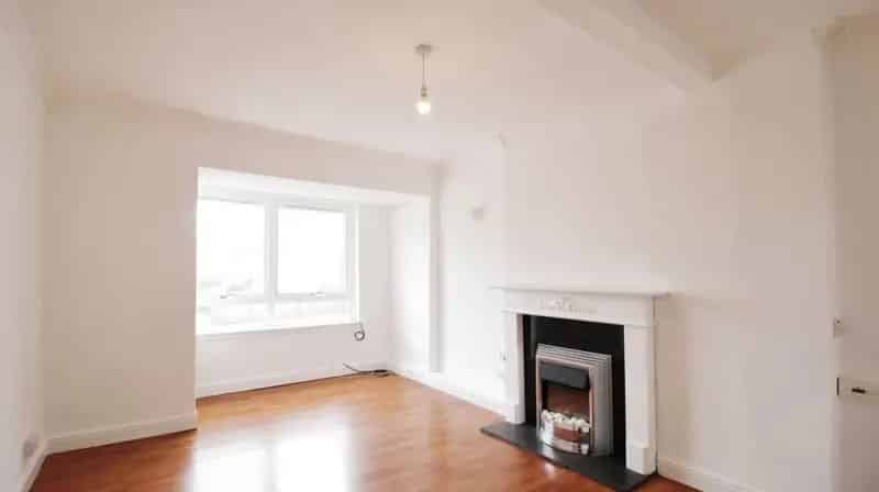 2 Bedroom House For Sale in Aberdeen