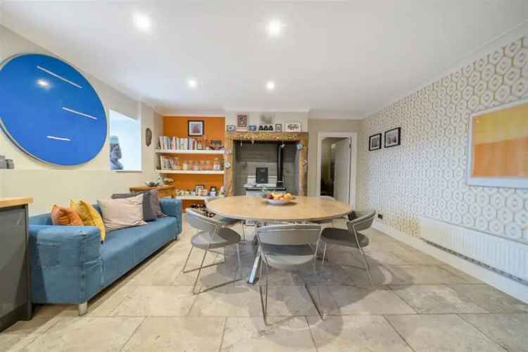 5 Bedroom Semi Detached House For Sale