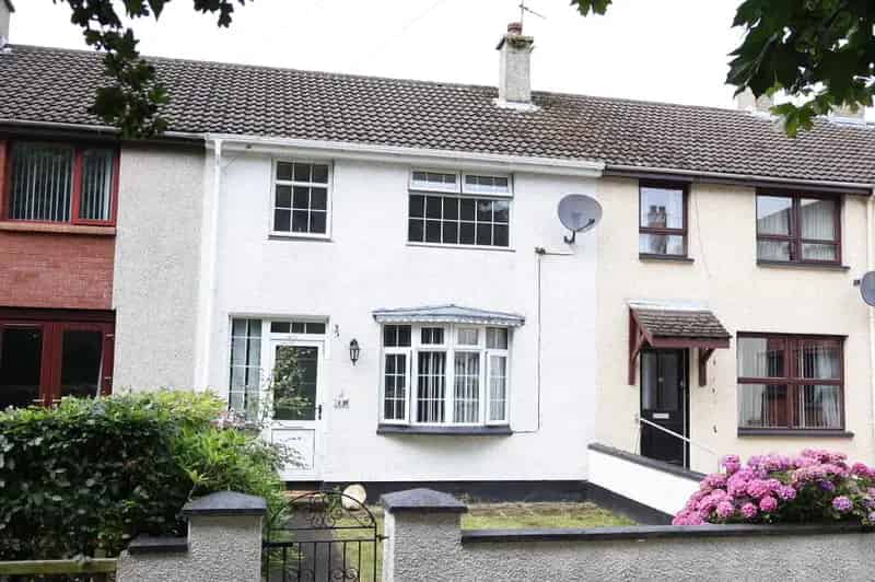 Charming Mid-Terrace Home in Town Centre