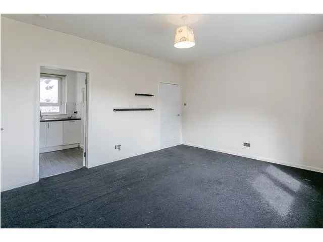 2 Bedroom Flat for Sale in Corstorphine, Edinburgh