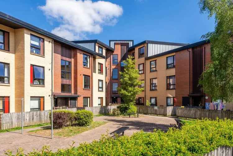 2 Bedroom Flat for Sale in Govan