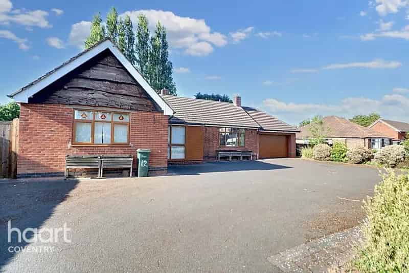 3 Bedroom Detached Bungalow For Sale