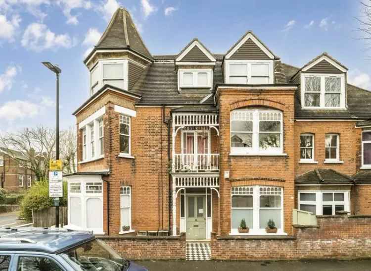 Flat For Sale in Tetherdown, London, England