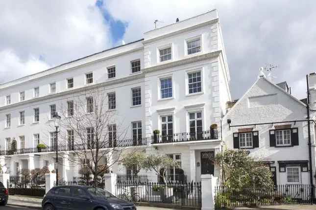 Terraced House for Sale in Walton Place London SW3