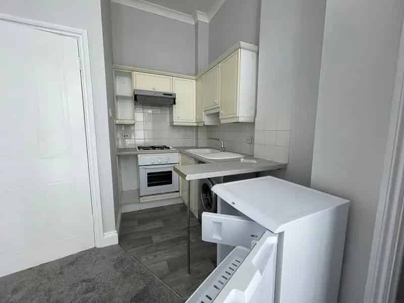 Studio to rent