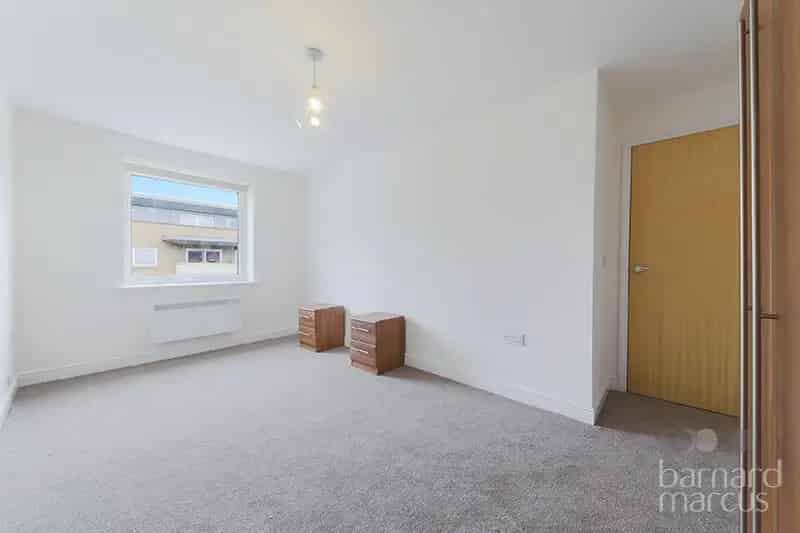 Two Double Bedroom Flat Near Bounds Green Tube Station