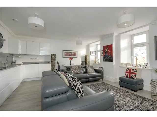 2 Bedroom Flat for Sale in Gullane, East Lothian