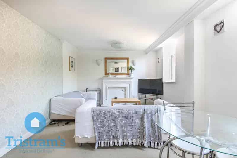 1 Bedroom Flat House to Rent in Gated Community