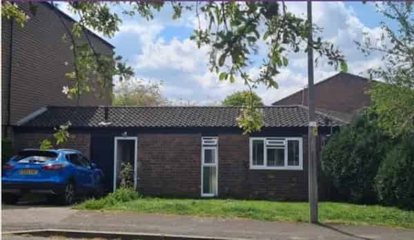 One Bedroom Bungalow near Waltham Abbey Gardens