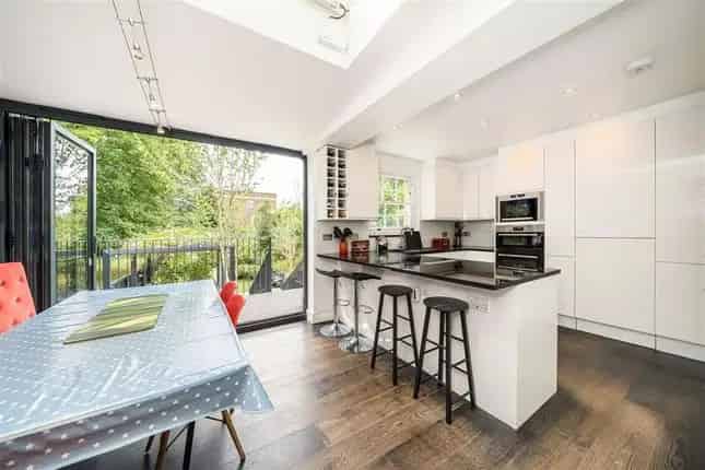 5 Bedroom Grade II Listed Georgian House Camberwell