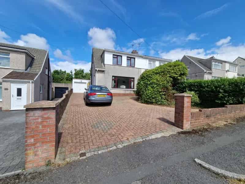 3 Bedroom House for Sale in Bryn Llidiard Bridgend