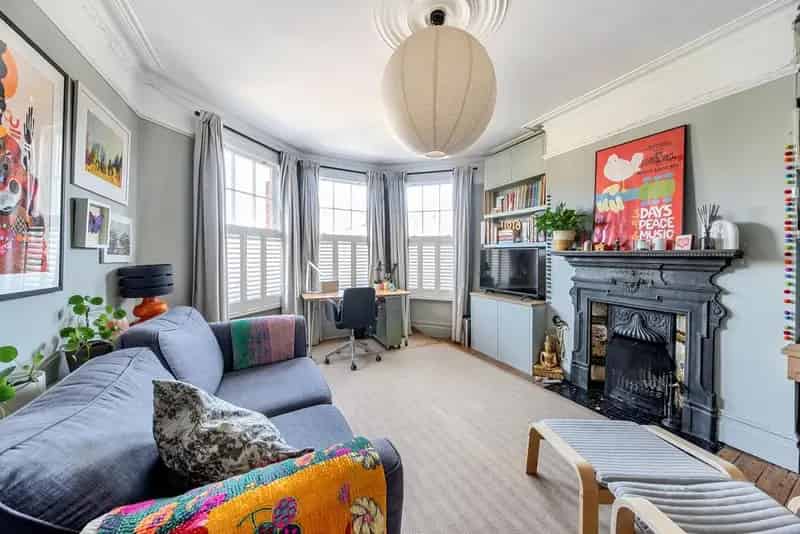 Four Bedroom Garden Flat with Private Garden and Terrace