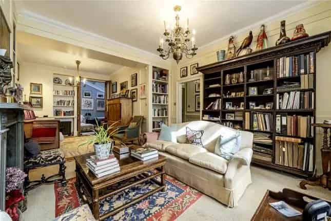 Elegant Grade II Listed Townhouse St James's Place SW1A