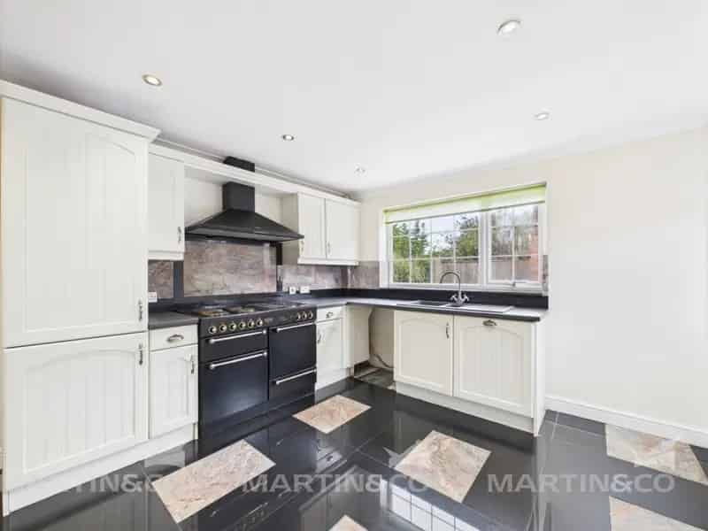 3 Bedroom House To Rent Available 2025