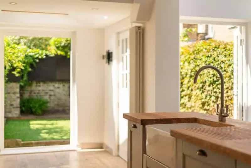 3 Bed Victorian Cottage for Sale in Queen's Park