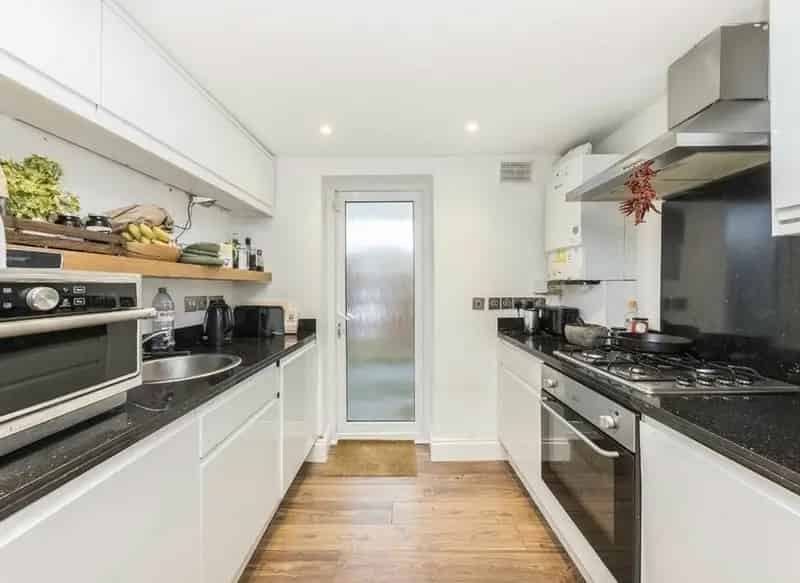 2 Bedroom Garden Flat Peckham Rye