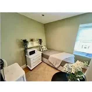 1 Room Studio Flat 24m2 London All Bills Included