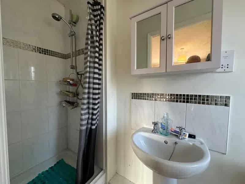 3 Bed Semi-Detached House for Sale