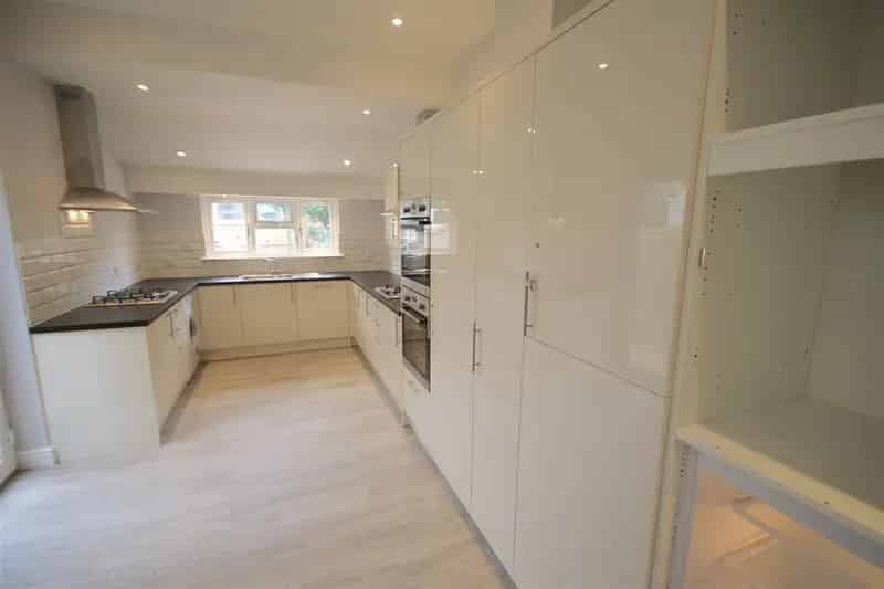 5 Bedroom En-Suite HMO Terraced House for Sale