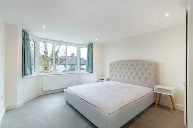 Semi Detached House for Sale Southfields SW18