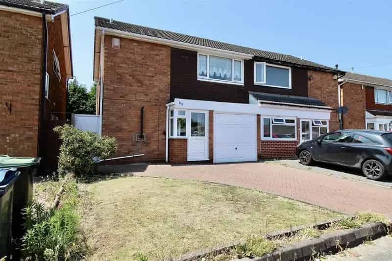 3 Bedroom Semi Detached House For Sale
