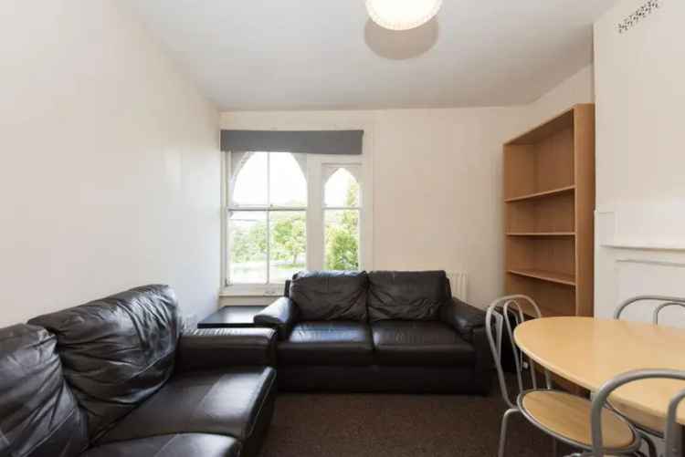 4 bedroom flat to rent