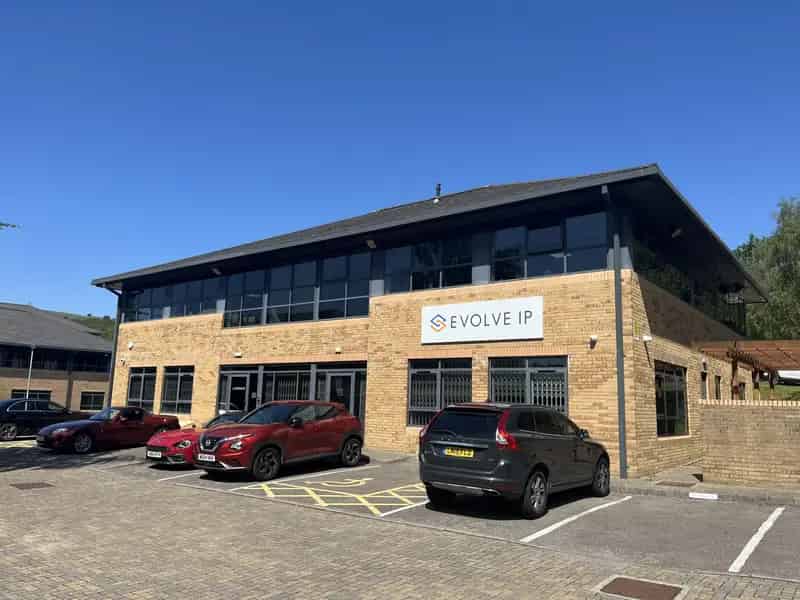 High Quality Office Space with Parking in Cefn Coed