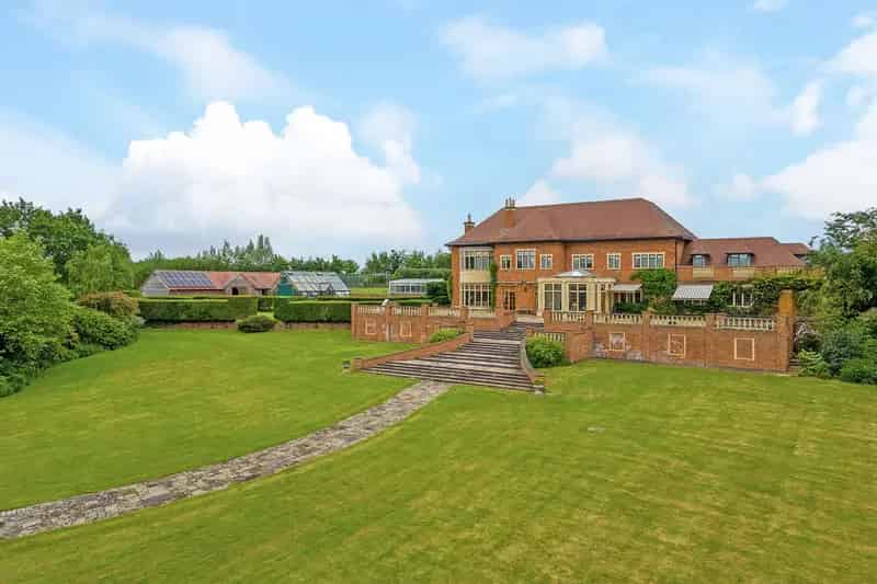 Country Estate 13 Bedrooms Upton Upon Severn Worcestershire