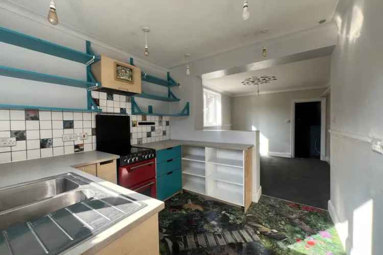 Ground Floor Flat Two Double Bedrooms Modern Shower Room Rear Garden