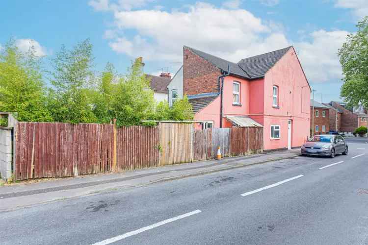 House For Sale in Rushmoor, England