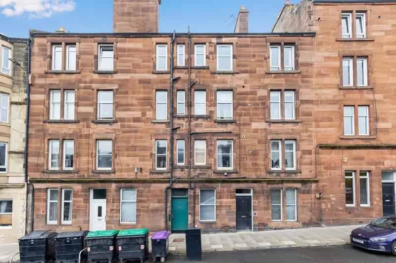 2 Bedroom Flat for Sale in Edinburgh