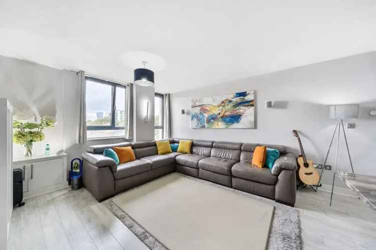 2 Bedroom Flat for Sale in London E1W