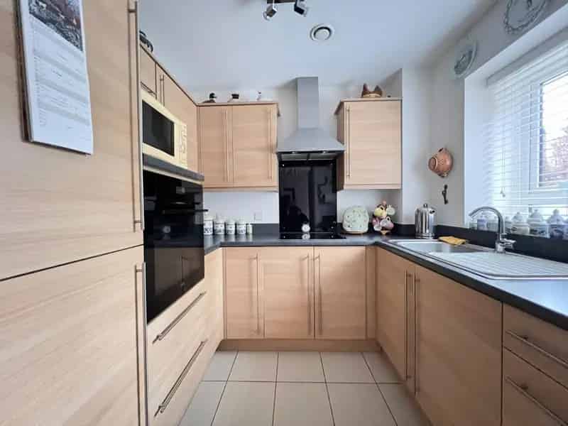 1 Bedroom Retirement Apartment For Sale Stroudwater Court
