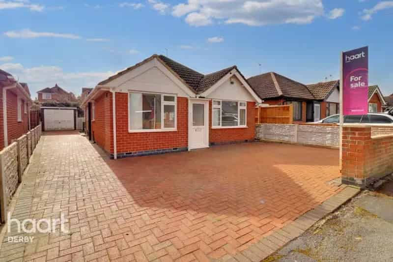 2 Bedroom Bungalow for Sale Detached Garage Modern Kitchen
