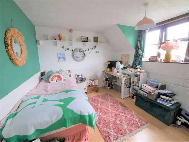4 Bed Detached House For Sale