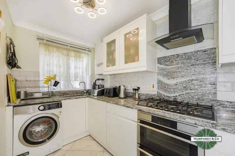 4 Bedroom Townhouse to Rent Leytonstone