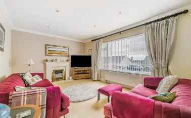Superb 5-Bedroom Home with Breathtaking Views and Large Garden