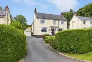 4 Bed Detached Family Home with 3 Reception Rooms and Gardens