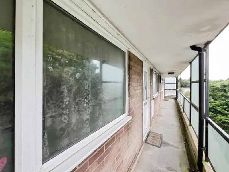 2 Bed House for Sale - Huge Potential - Stunning Views