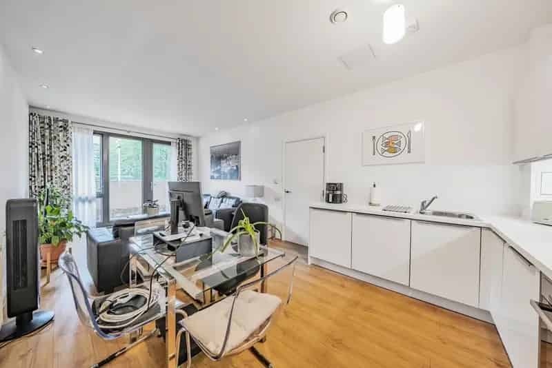 Modern One Bedroom Apartment near Battersea Power Station