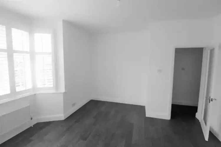 1 Bedroom Ground Floor Flat for Sale Chain Free