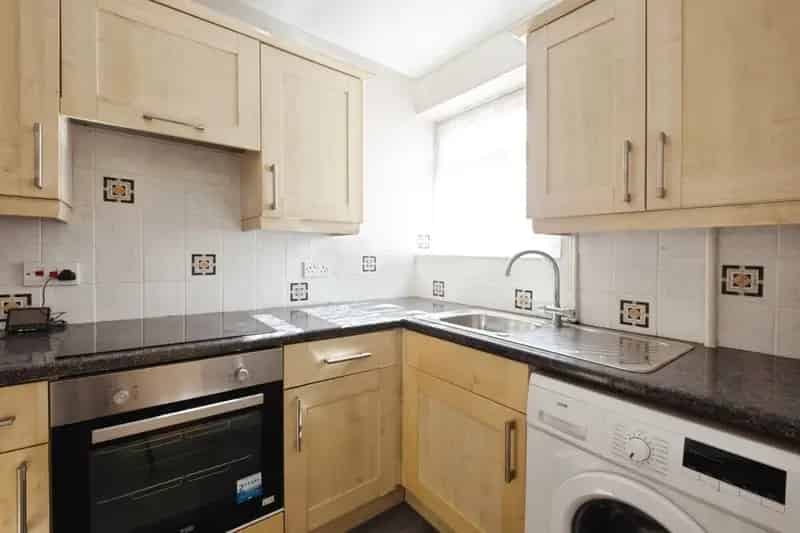 2 Bed Ground Floor Flat Telscombe Cliffs South Coast Road