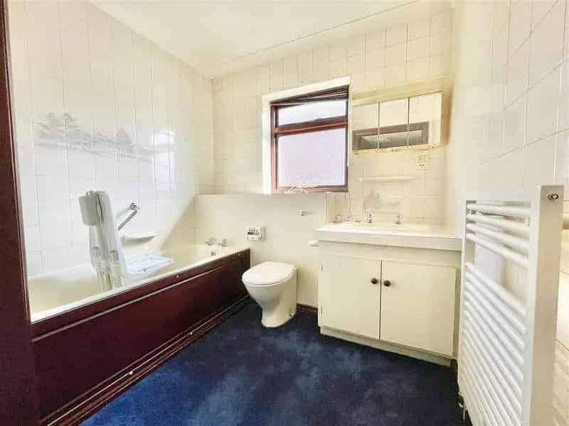3 Bed Detached House For Sale