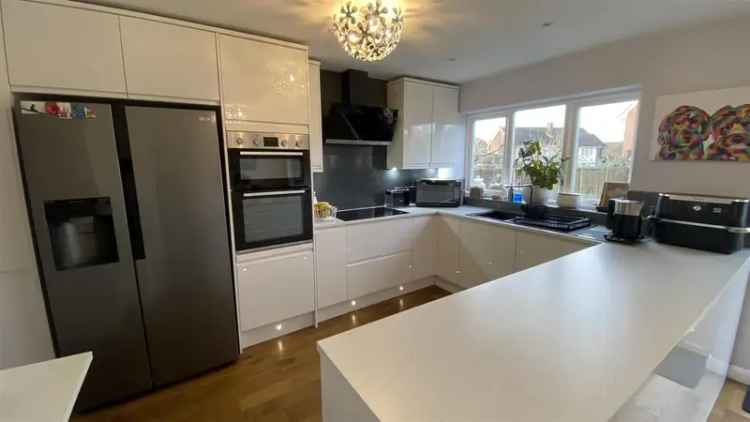 5 Bedroom End of Terrace House for Sale in Coventry