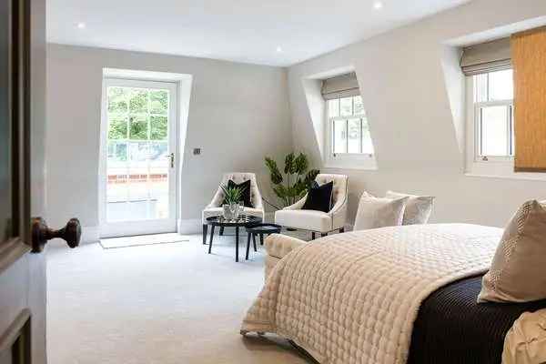 Winkfield Park, Winkfield Row, Winkfield, Berkshire, RG42 6NA | New homes for sale | Savills