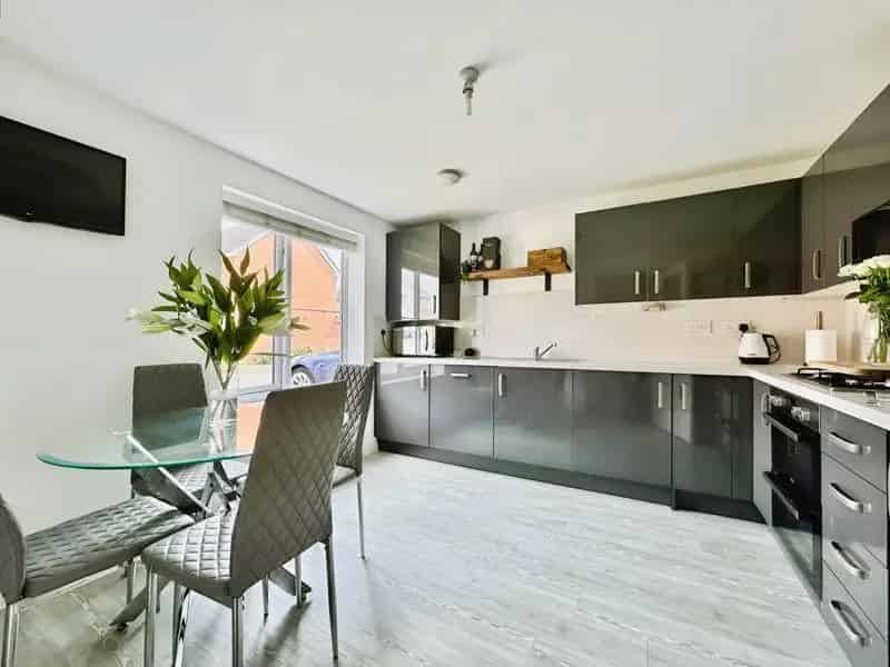 3 Bedroom Detached House for Sale in Walmley